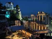 vivo X200 Ultra、アソート - 35mm、f/1.7、ISO 4238、1/10s (4096x3072px) - News 25 12 My Top 5 Ivan レビュー