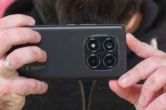 レッドミーノート14プロ